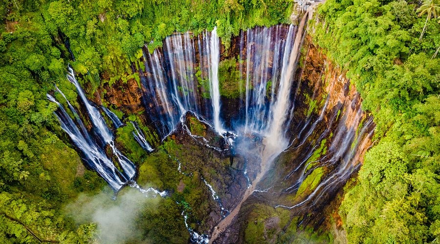 Tumpak Sewu — Air terjun megah